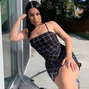 Meet your Posher, Tay